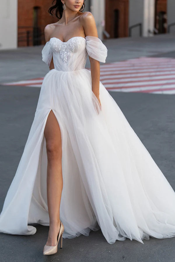 Abito da sposa casual con scollo a cuore e maniche a trapezio, stile country